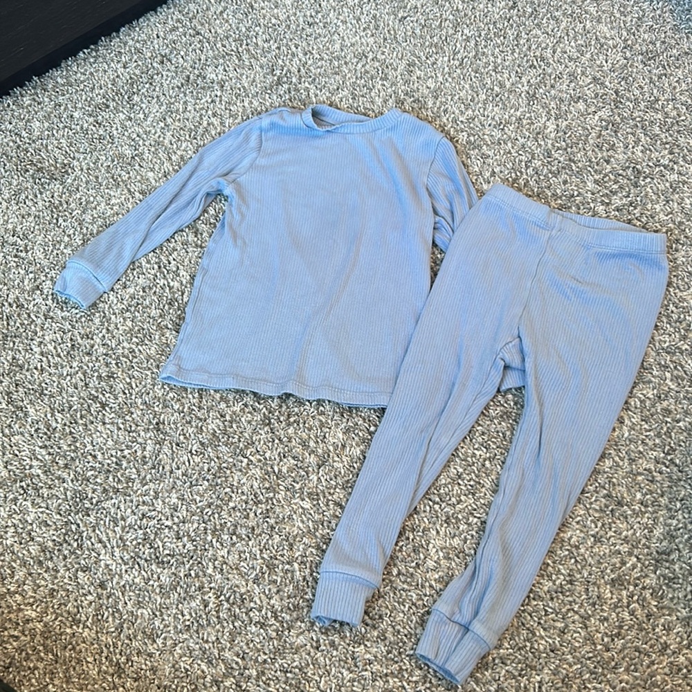 Toddler boys light blue pajama set long sleeve fits size 2T-3T